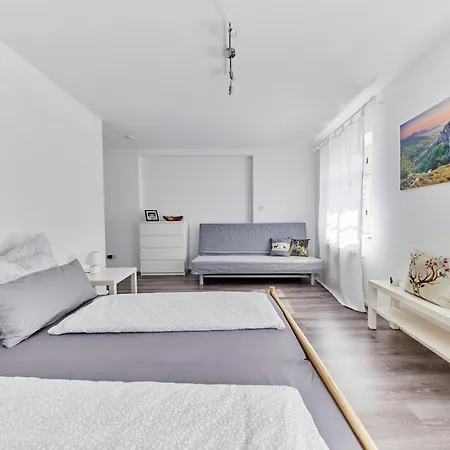 4 - Nur 5 Min Vom Europapark